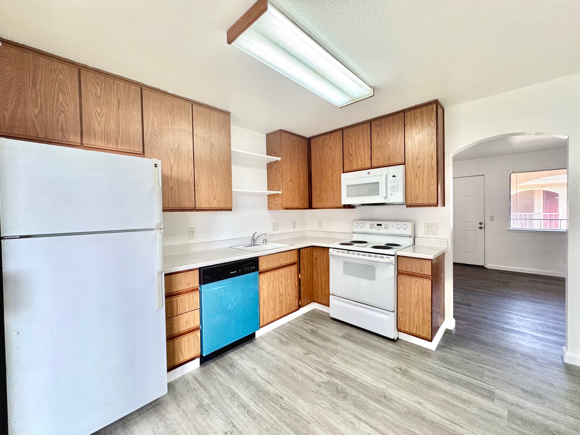 548 Bancroft Avenue - 302